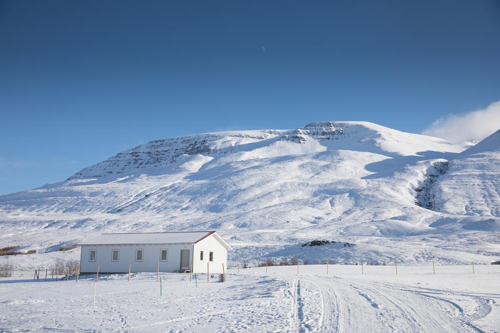 Guesthouse Baegisa Akureyri Extérieur photo